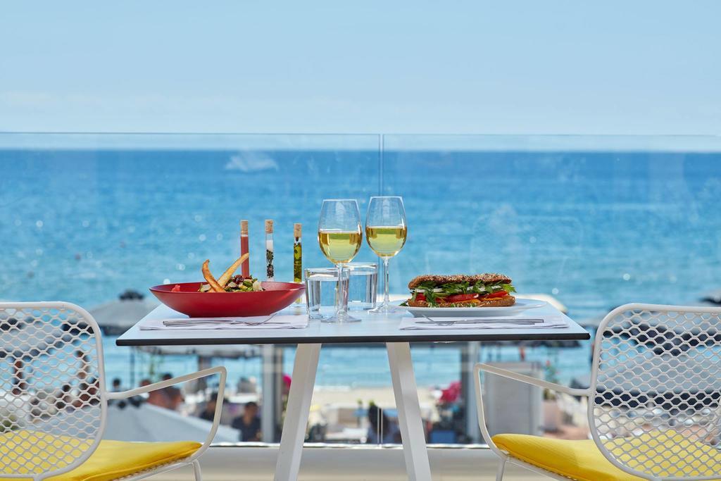 Icon Suites Potos Bagian luar foto