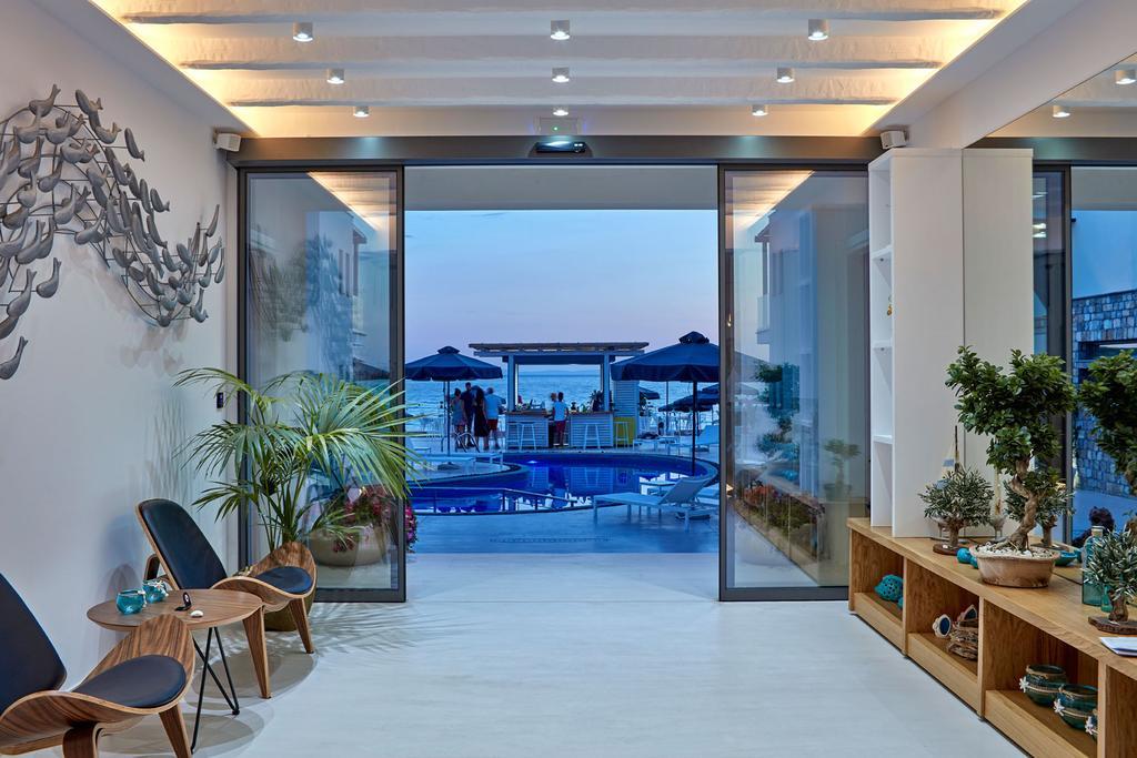 Icon Suites Potos Bagian luar foto